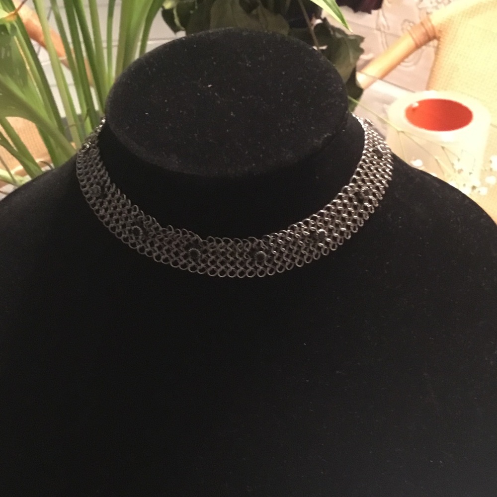 Sophisticated Silver Chainmail Choker Necklace